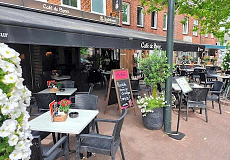 Hotel Café de Sport