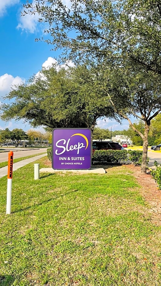 Sleep Inn & Suites Bush Intercontinental - IAH East