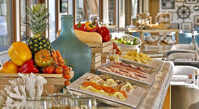 The Ritz-Carlton Ras Al Khaimah Al Hamra Beach