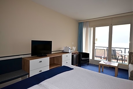 Classic Double Room with Balcony
