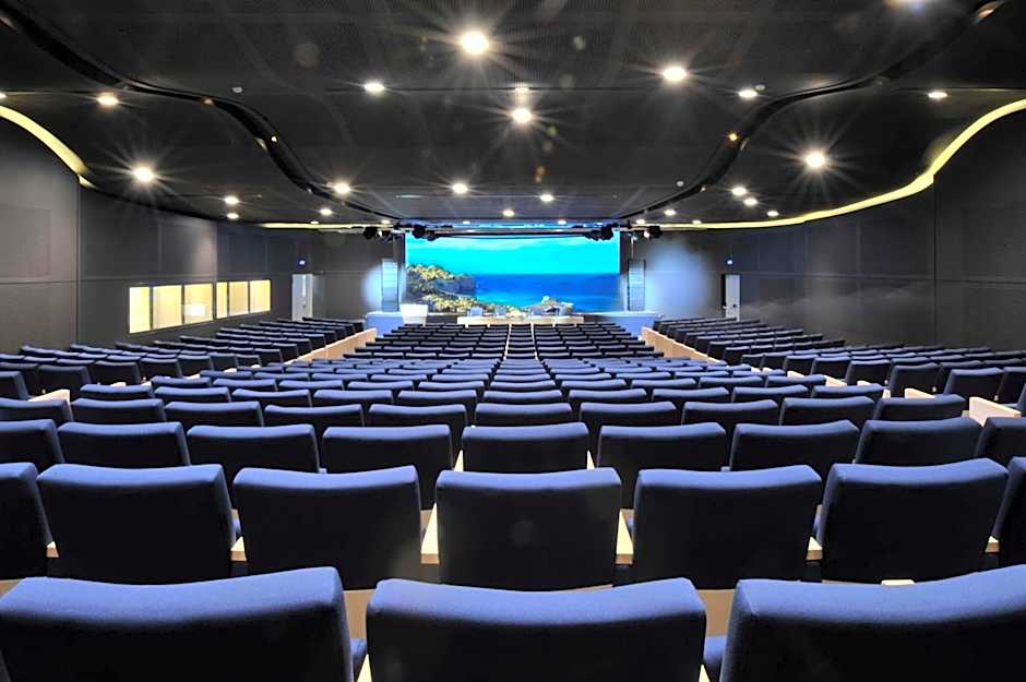 Pomegranate Wellness Spa Hotel