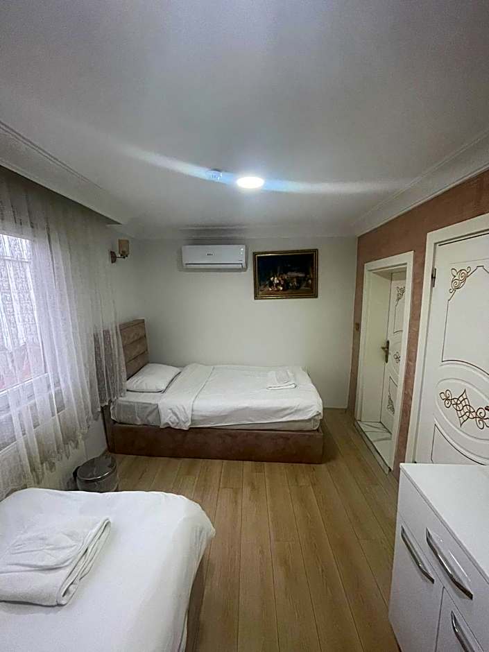 AVRASYAQUEEN HOTEL