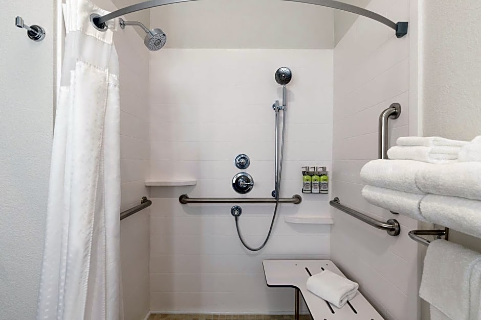 Holiday Inn Express Hotel & Suites Lavonia By IHG