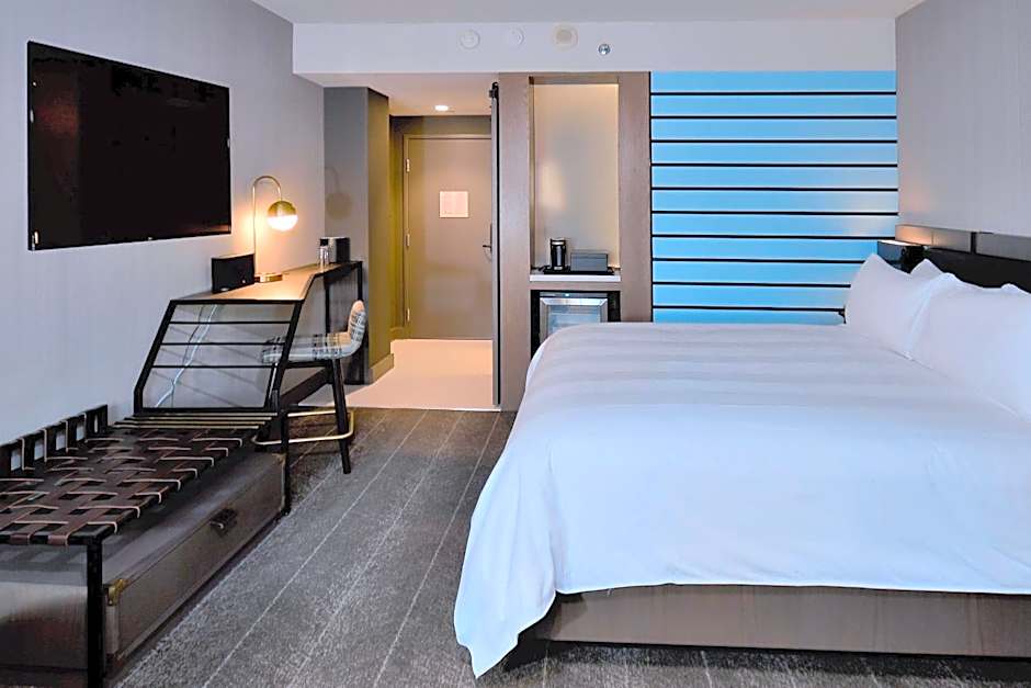 Renaissance Reno Downtown Hotel & Spa