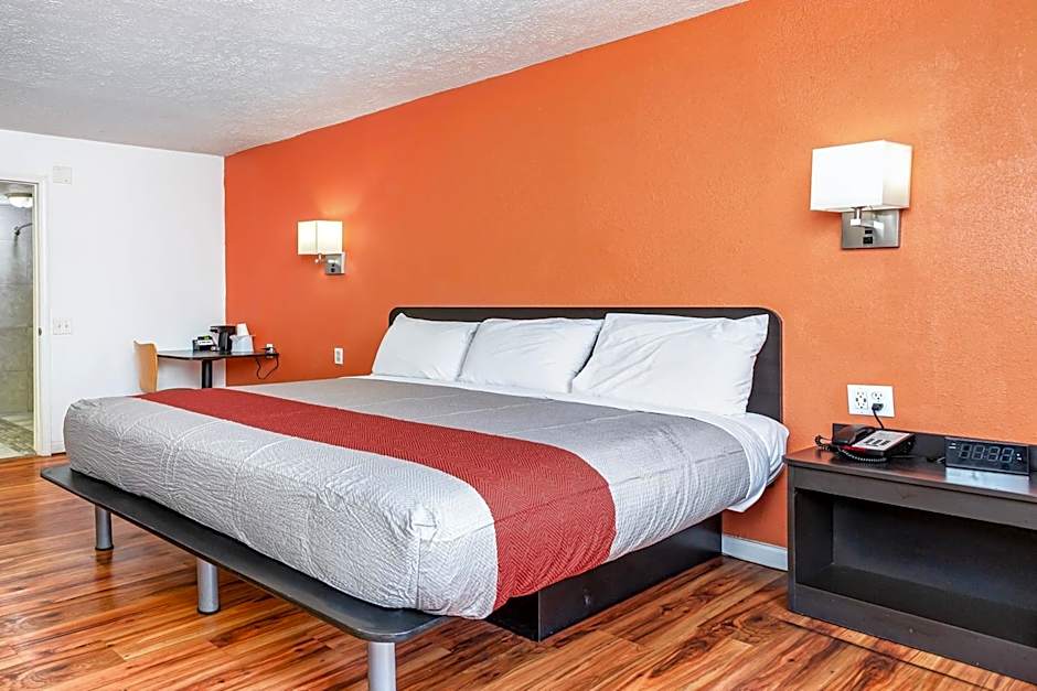 Relax Inn by OYO Columbus OH I 70