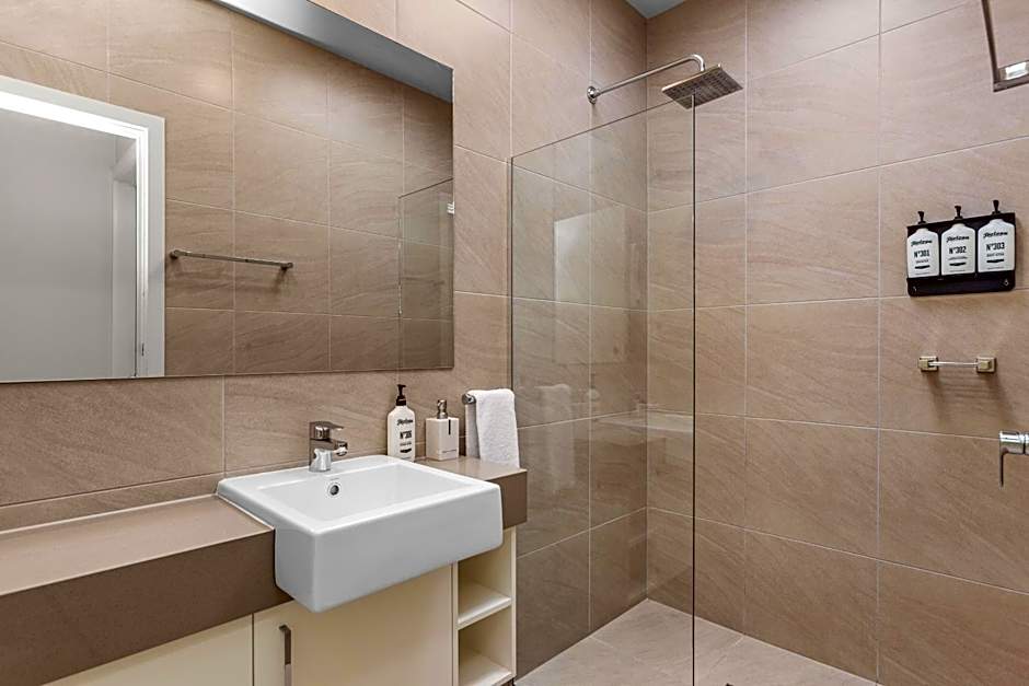 Captains at the Bay Bed & Breakfast