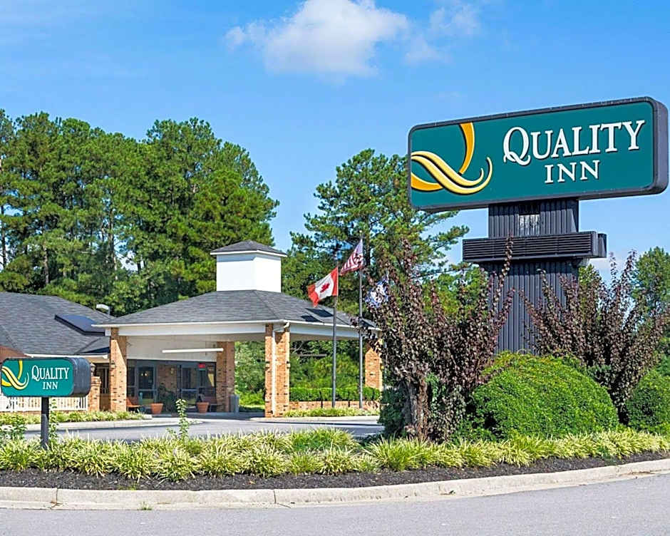 Quality Inn Petersburg Fort Lee Area