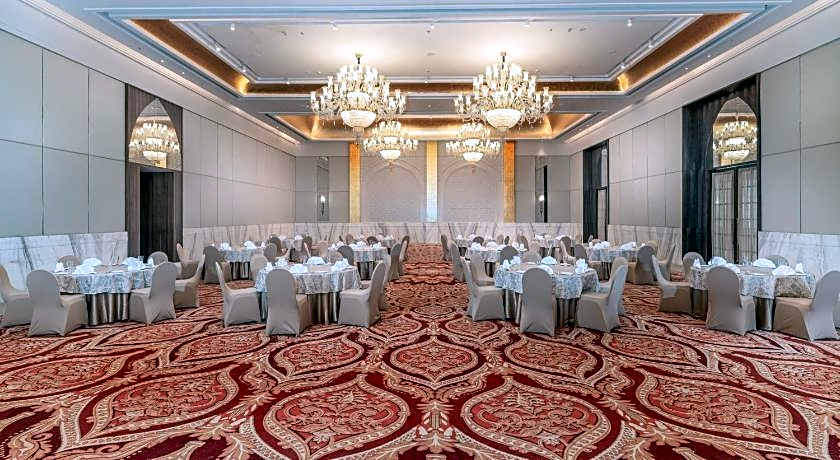 Radisson Collection Hotel & Spa, Riverfront Srinagar