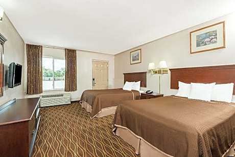 Double Room with Two Double Beds - Smoking