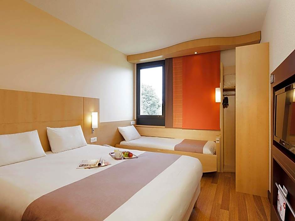 ibis Guingamp