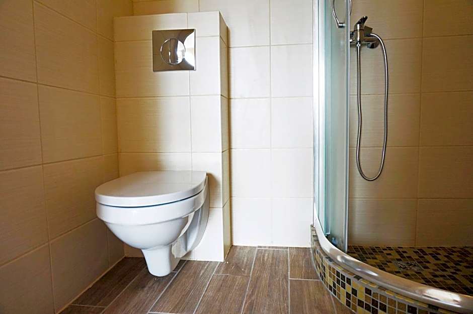 Ośrodek rodzinny "Pod Wydmami" PRZY PLAŻY , PLAC ZABAW , ROWERY