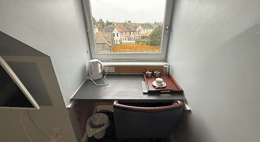 OYO Gothenburg Hotel - Adults Only