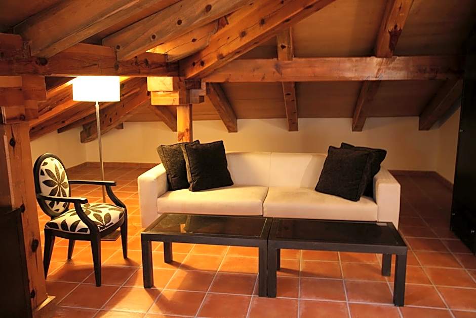 Hotel Convento Del Giraldo