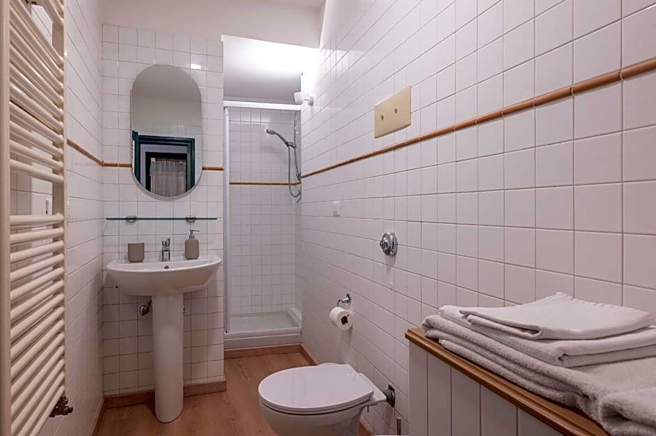 B&B AlbertaD
