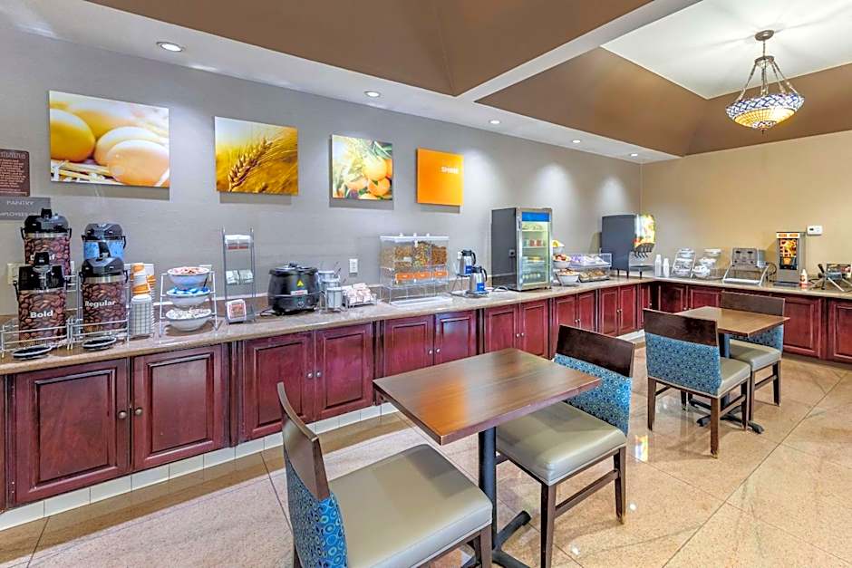 Comfort Suites