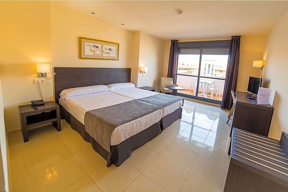 Hotel Adaria Vera