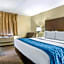 Comfort Inn Grand Rapids Airport