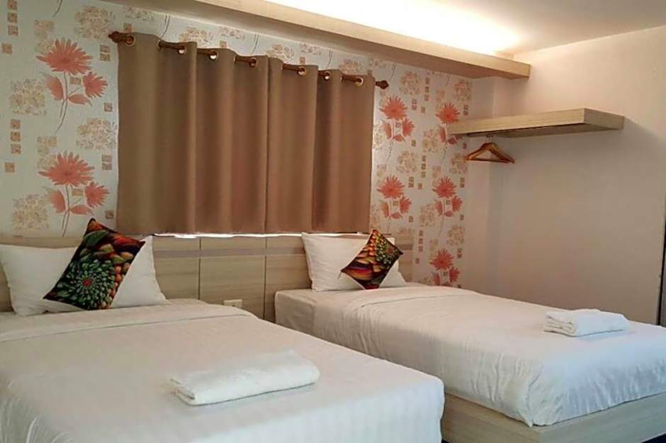Klang Muang @ Nongkhai Hotel