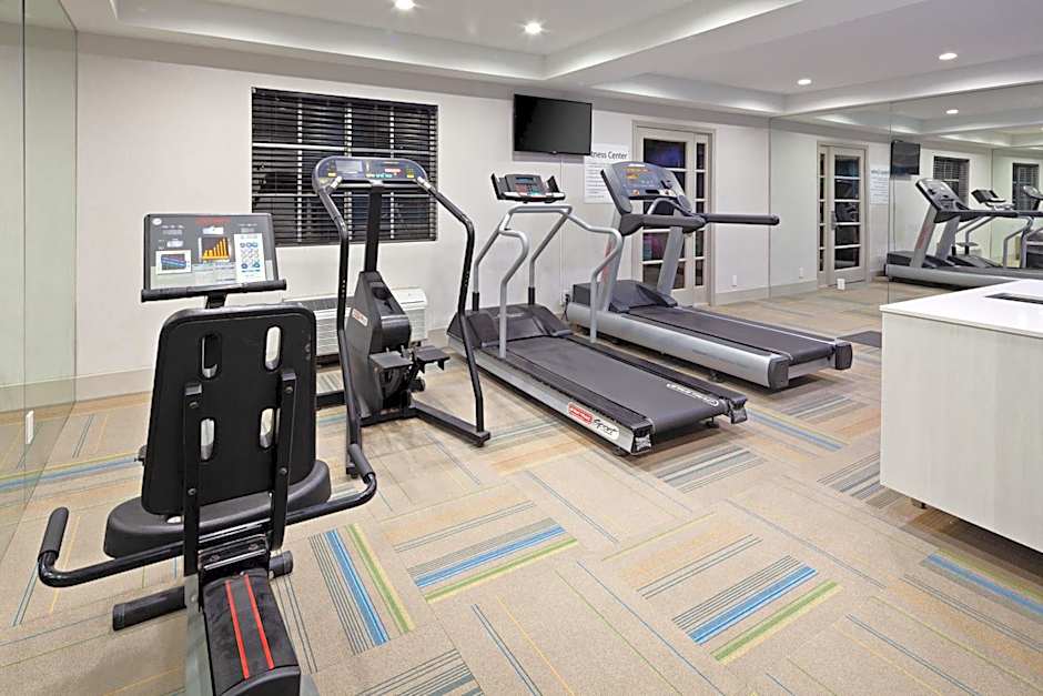 Holiday Inn Express Hotel & Suites San Diego-Escondido By IHG