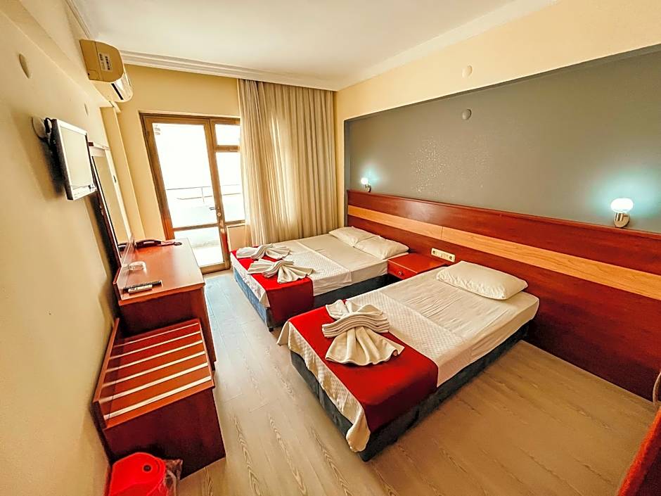 Hotel First Class Didim