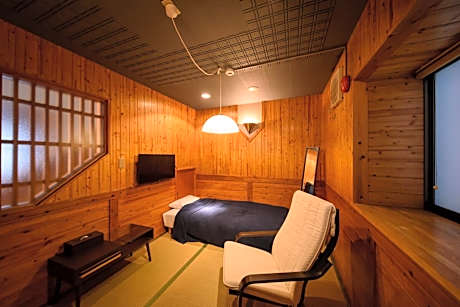 Economy Single Room with Shared Bathroom (Adult Only)