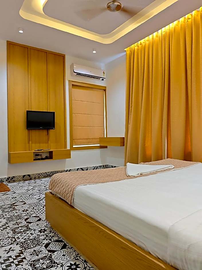 Girassol Service Villa