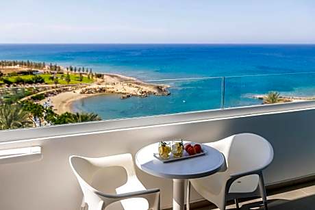 Crystal Springs Beach Hotel