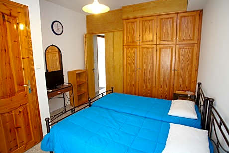 Studio (2 Adults) with Balcony