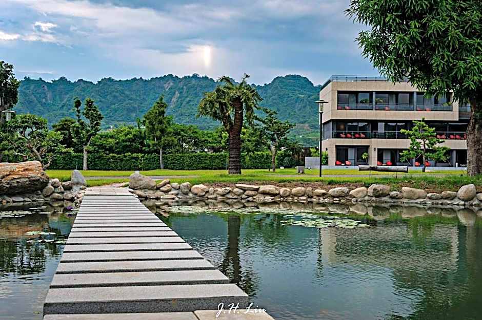 Tan Villa