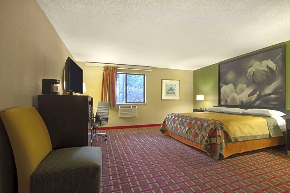 Super 8 by Wyndham Homewood Birmingham Area