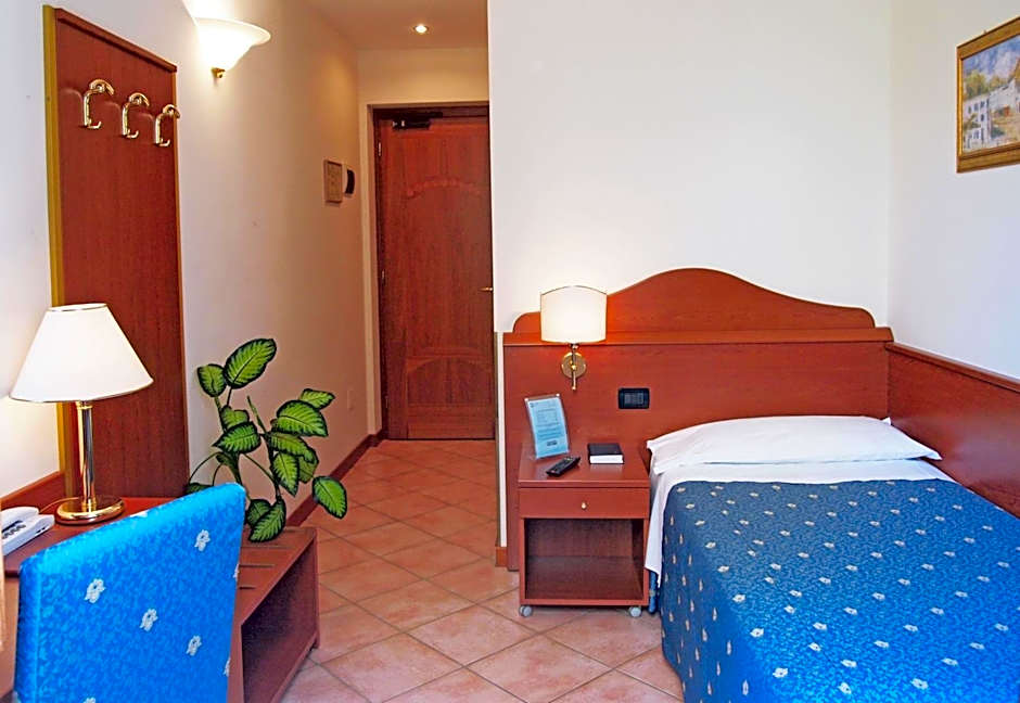 Hotel Cris