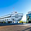 Cruise Hotel