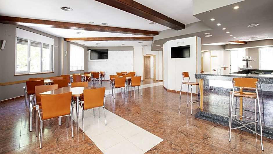 Hotel Isabel de Segura