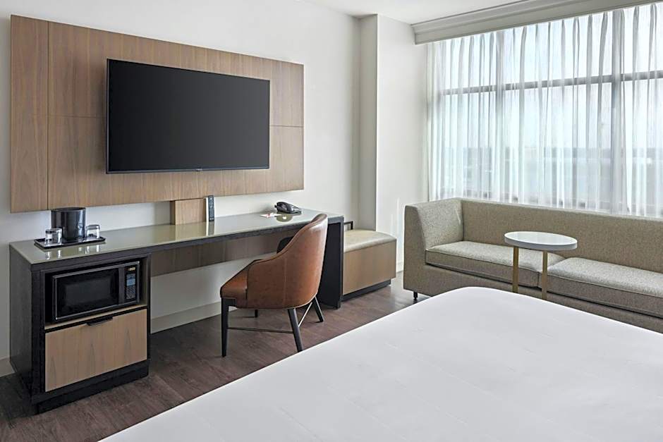 Bloomington-Normal Marriott Hotel & Conference Center