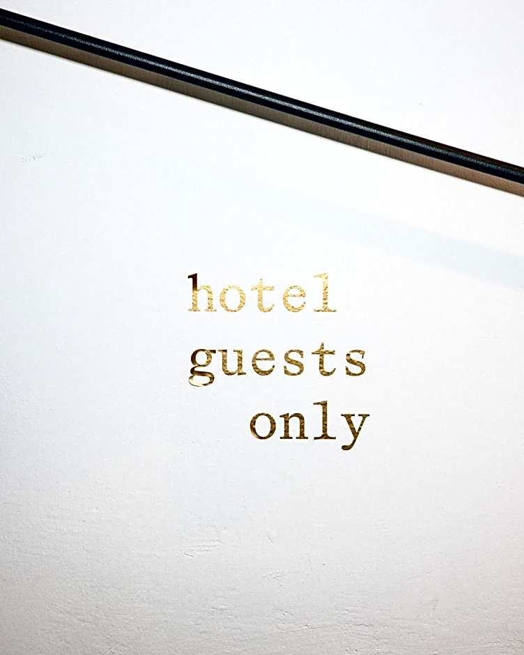 Kai 36 - Hotel zwischen Fels und Fluss