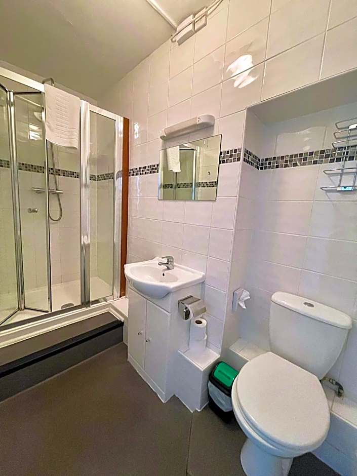 The Crown And Cushion