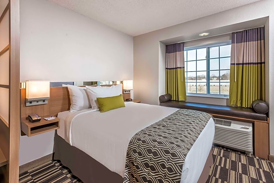 Microtel Inn & Suites by Wyndham Beaver Falls