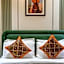 Hotel Golden Wings
