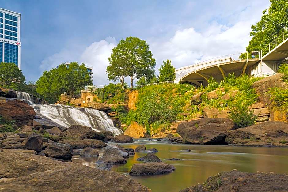 Hilton Greenville