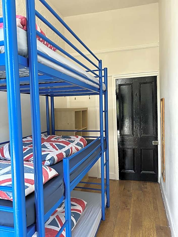 Saint James Backpackers