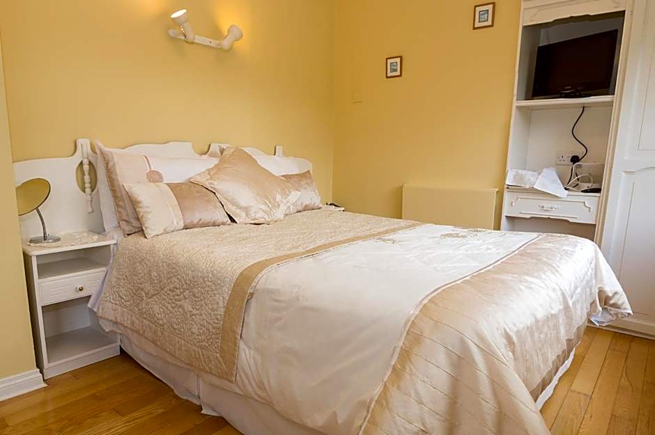 Cois Li Accommodation