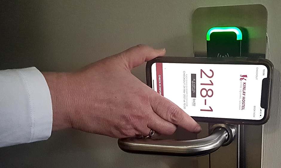 Kinlay Hostel Eyre Square