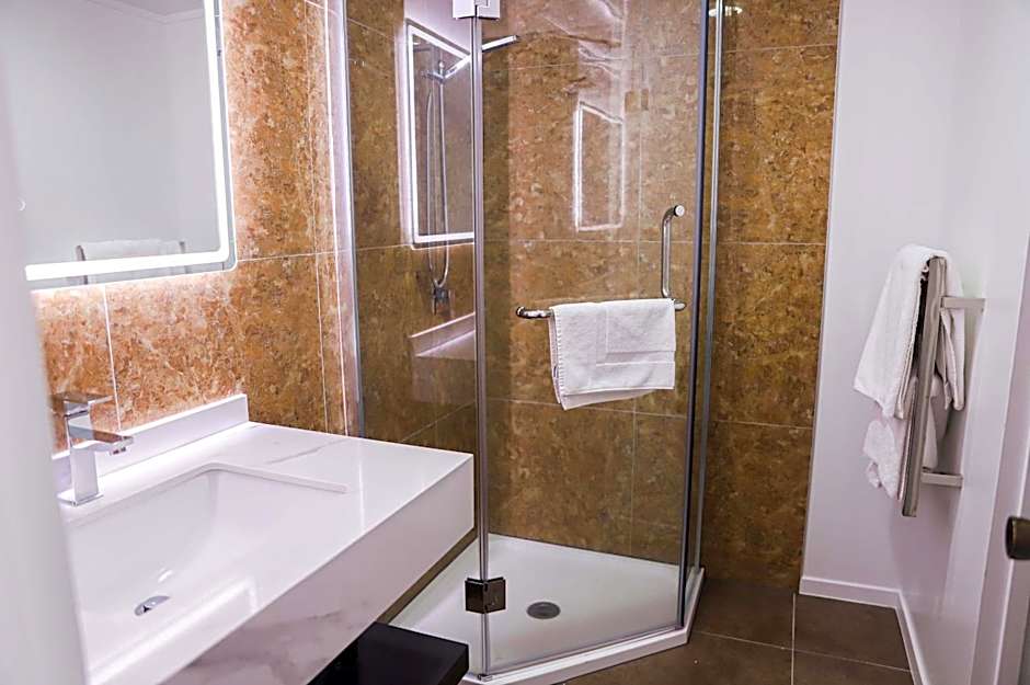 The Village Inn Hotel