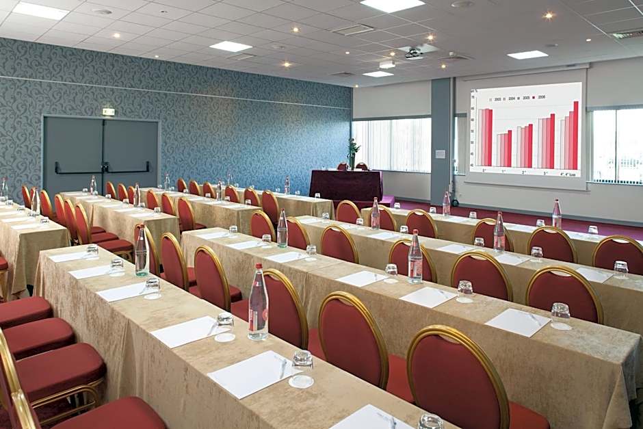 Hotel Plaza - Site Du Futuroscope