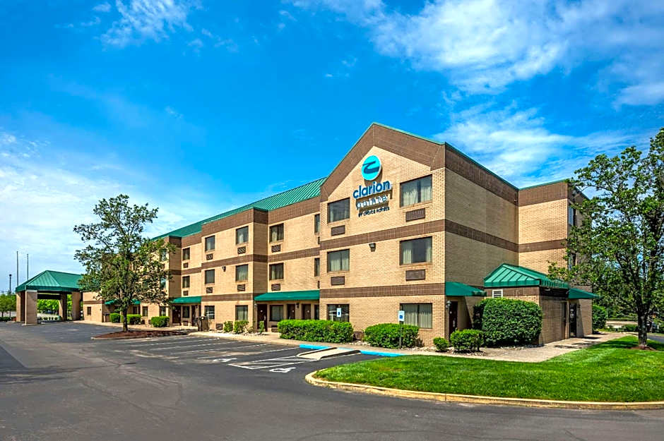 Clarion Pointe Louisville East