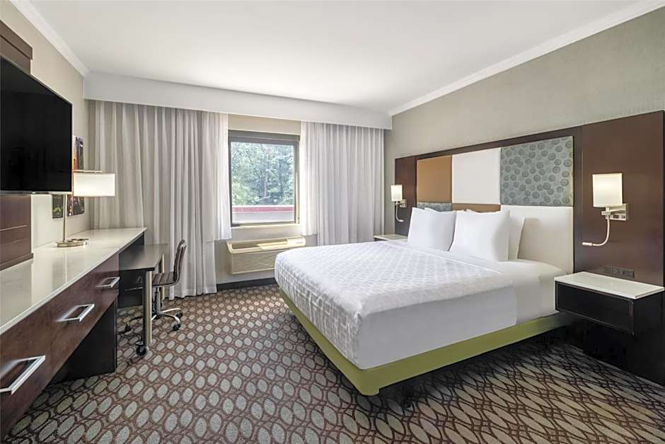 Best Western Premier NYC Gateway Hotel