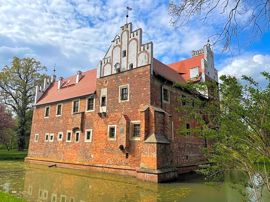 Zamek na wodzie w Wojnowicach