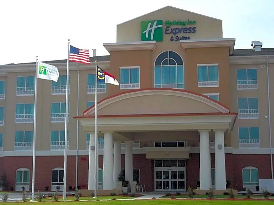 Holiday Inn Express & Suites - Smithfield/Selma By IHG