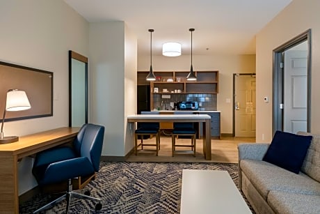 One-Bedroom Suite