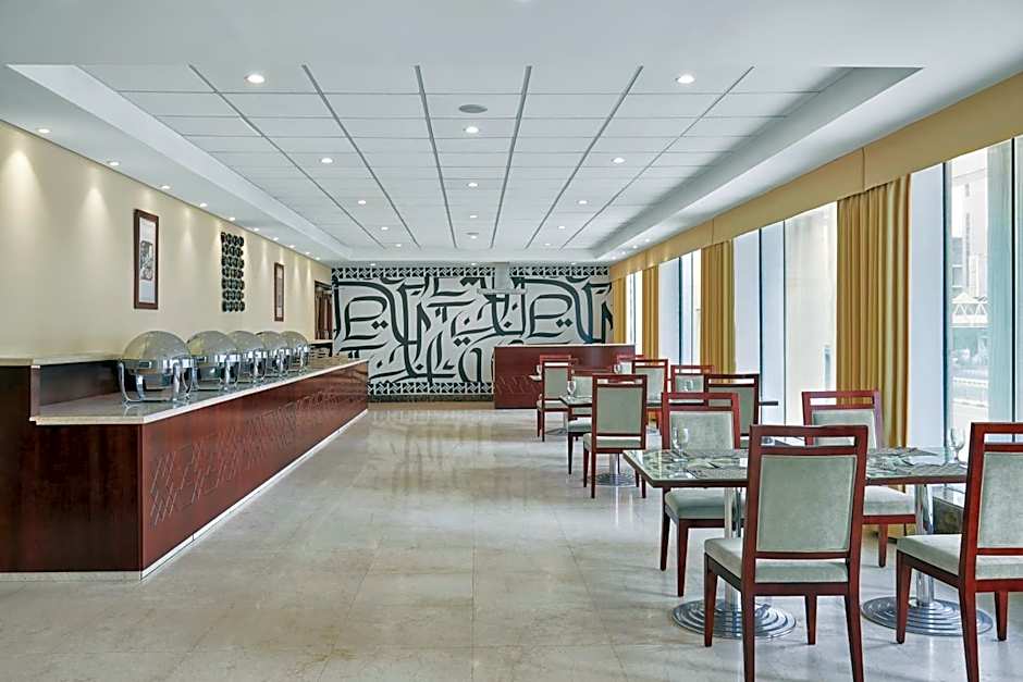 Makarem Al Bait Al Azizia Hotel